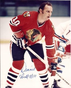 Autographed DENNIS HULL 8x10 Chicago Blackhawks Photo