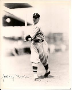 AUTOGRAPHED  photo JOHNNY MOORE Cleveland Indians