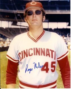 AUTOGRAPHED  photo ROGER NELSON Cincinnati Reds