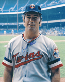 AUTOGRAPHED JIM NETTLES - Minnesota Twins photo