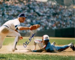 AUTOGRAPHED OTIS NIXON 8x10 Montreal Expos Photo