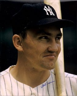 AUTOGRAPHED IRV NOREN photo  New York Yankees