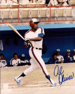 AUTOGRAPHED AL OLIVER 8x10 Montreal Expos Photo