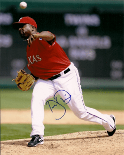 AUTOGRAPHED DARREN OLIVER 8X10 Texas Rangers Photo
