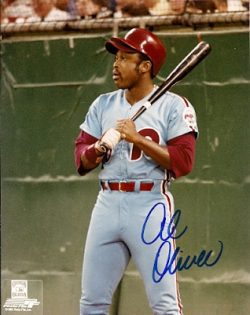 AUTOGRAPHED AL OLIVER photo  Philadelphia Phillies