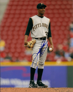 AUTOGRAPHED JUAN PEREZ 8X10 Pittsburgh Pirates Photo