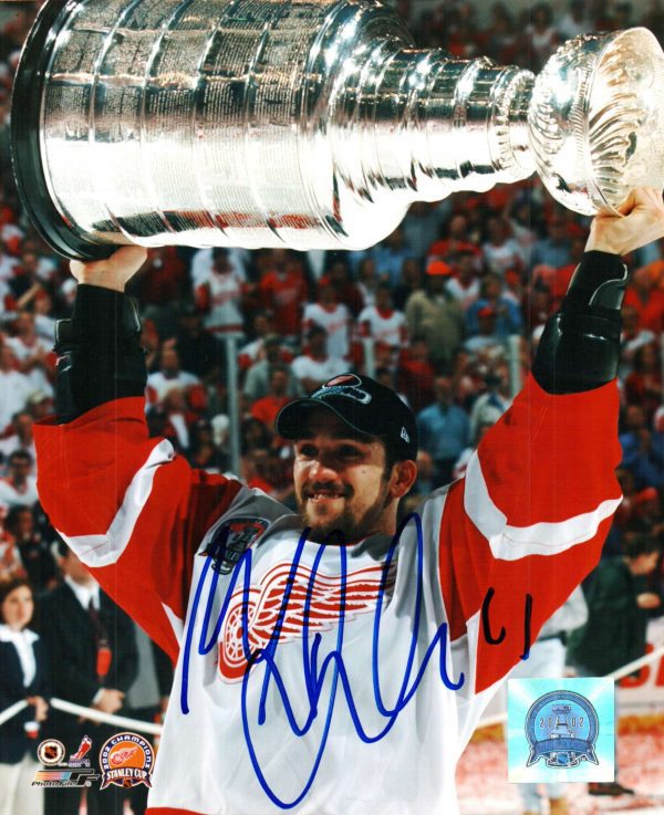Autographed MATTHEW DANDENAULT Detroit Red Wings Photo