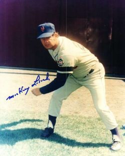 AUTOGRAPHED MICKEY LOLICH 8X10 New York Mets photo