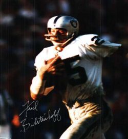 Autographed FRED BILETNIKOFF Oakland Raiders photo