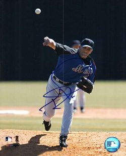 AUTOGRAPHED BRADEN LOOPER New York Mets photo