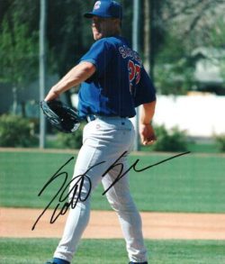 AUTOGRAPHED SCOTT SANDERS Chicago Cubs Photo
