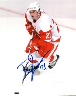 Autographed BRETT LEBDA 8x10 Detroit Red Wings Photo