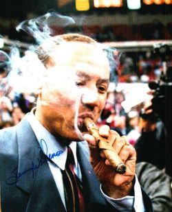 Autographed  LENNY WILKENS  SEATTLE SUPERSONICS photo