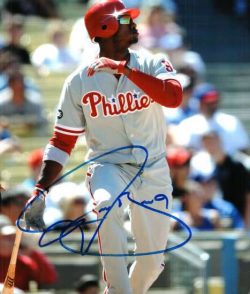AUTOGRAPHED DOMONIC BROWN 8X10 Philadelphia Phillies Photo