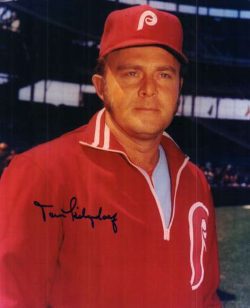 AUTOGRAPHED TOM HILGENDORF 8X10 Philadelphia Phillies Photo