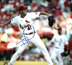 AUTOGRAPHED BRADEN LOOPER St. Louis Cardinals photo