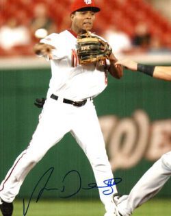Autographed ANDERSON HERNANDEZ Washington Nationals Photo