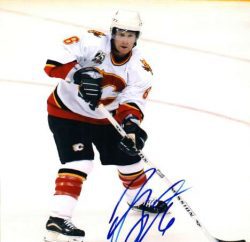 Autographed JORDAN LEOPOLD Calgary Flames Photo