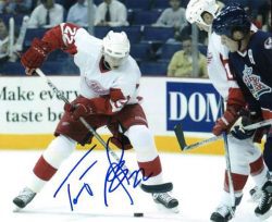 Autographed TOMAS KOPECKY Detroit Red Wings Photo