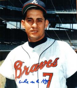 AUTOGRAPHED MIKE DE LA HOZ 8x10 Atlanta Braves photo