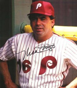 AUTOGRAPHED NICK LEYVA photo  Philadelphia Phillies