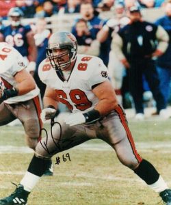 Autographed PETE PIERSON Tampa Bay Buccaneers Photo