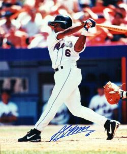 AUTOGRAPHED MELVIN MORA 8X10 New York Mets photo