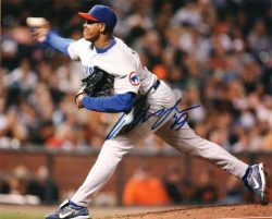 AUTOGRAPHED CARLOS MARMOL 8X10 Chicago Cubs Photo