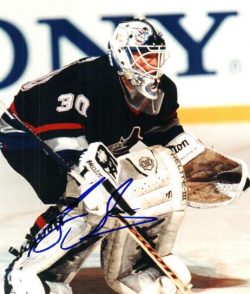 Autographed GARTH SNOW Canucks Photos