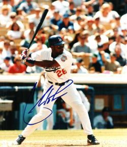 AUTOGRAPHED CHARLES JOHNSON Los Angeles Dodgers photo