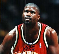 AUTOGRAPHED ISAIAH RIDER Atlanta Hawks photo