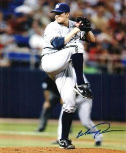 AUTOGRAPHED MANNY PARRA 8X10 photo  Milwaukee Brewers