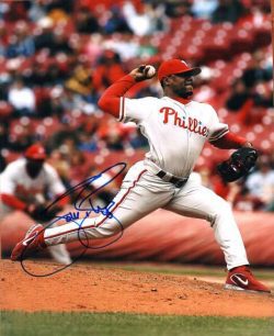 AUTOGRAPHED TOM GORDON 8x10 Philadelphia Phillies