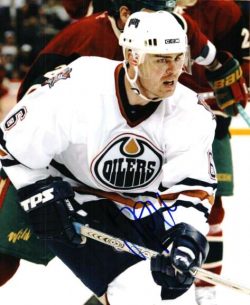 Autographed JAROSLAV SPACEK EDMONTON OILERS Photo