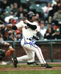 AUTOGRAPHED DAVE ROBERTS 8X10 San Francisco Giants Photo