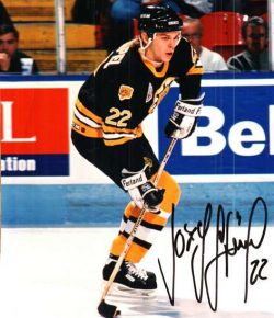 Autographed JOZEF STUMPEL Boston Bruins  Photo