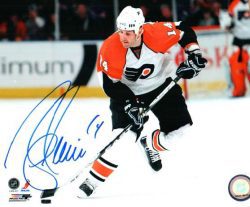 Autographed IAN LAPERRIERE  photo - Philadelphia Flyers