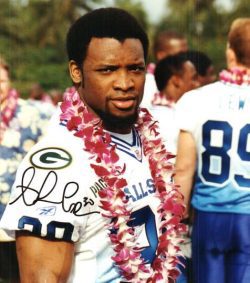 Autographed AHMAN GREEN Green Bay Packers Photo