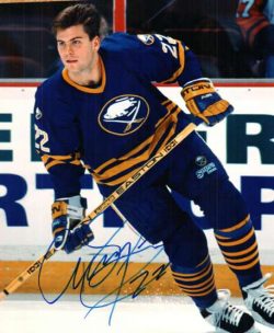 Autographed CRAIG SIMPSON Buffalo Sabres Photo