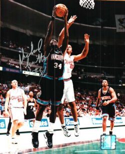 Autographed  MICHAEL SMITH Grizzlies Photo