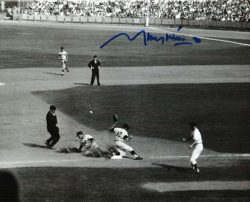 AUTOGRAPHED MAURY WILLS  8X10 Los Angeles Dodgers photo