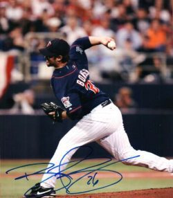 AUTOGRAPHED BOOF BONSER  8X10-  Minnesota Twins photo