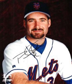 AUTOGRAPHED PAUL WILSON New York Mets photo