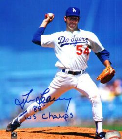 AUTOGRAPHED TIM LEARY Los Angeles Dodgers photo