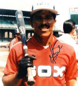 AUTOGRAPHED LUIS SALAZAR photo  Chicago White Sox