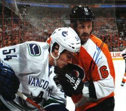 Autographed ANDREAS LILJA 8X10 photo - Philadelphia Flyers