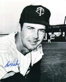 AUTOGRAPHED BILL DAILEY -  Minnesota Twins photo