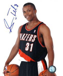 Autographed  SEBASTIAN TELFAIR Portland Trail Blazers Photo