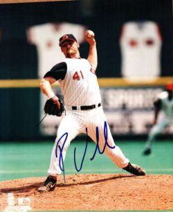 AUTOGRAPHED photo RON VILLONE Cincinnati Reds