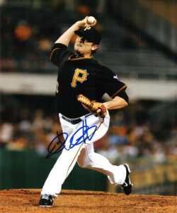Autographed CHAD QUALLS 8X10 Photo - Pittsburgh Pirates